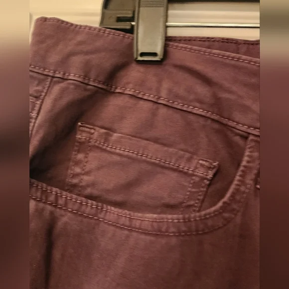 PAIGE Men's Normandie Slim Straight Leg Jean in Vintage Plum color size 36x33 - Picture 7 of 13